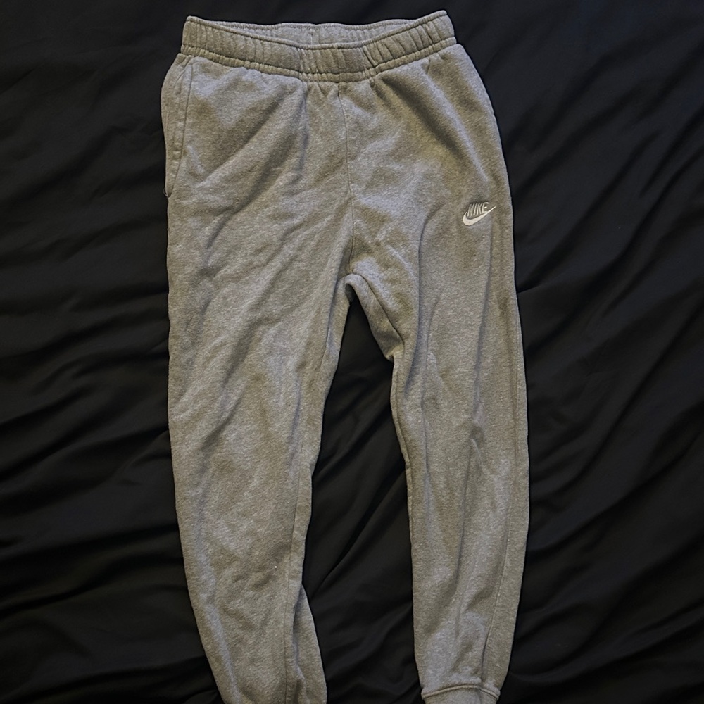 Nike Kids Gray Athletic Jogger Sweatpants